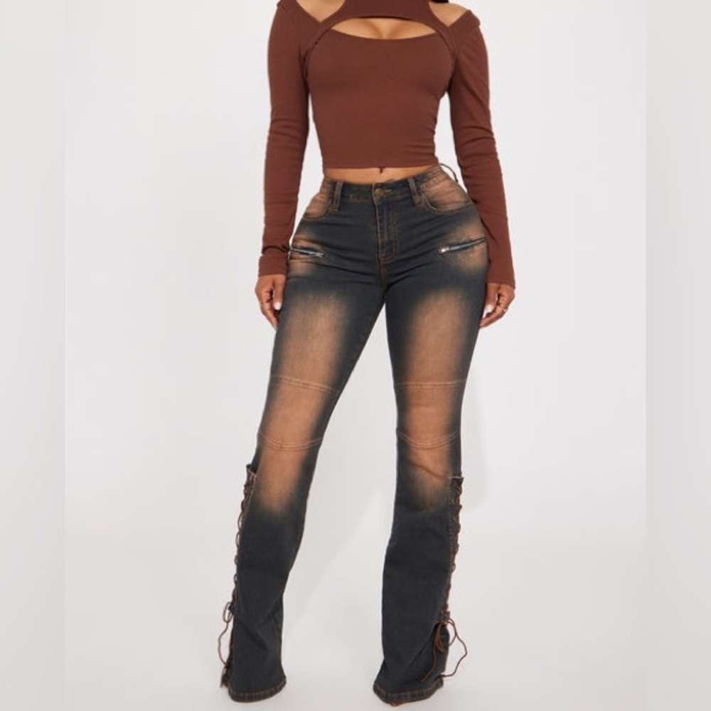 Fashion Nova Tongue Tied Flare Jeans Dark Wash NWT Size 1 Y2K Retro Stretchy